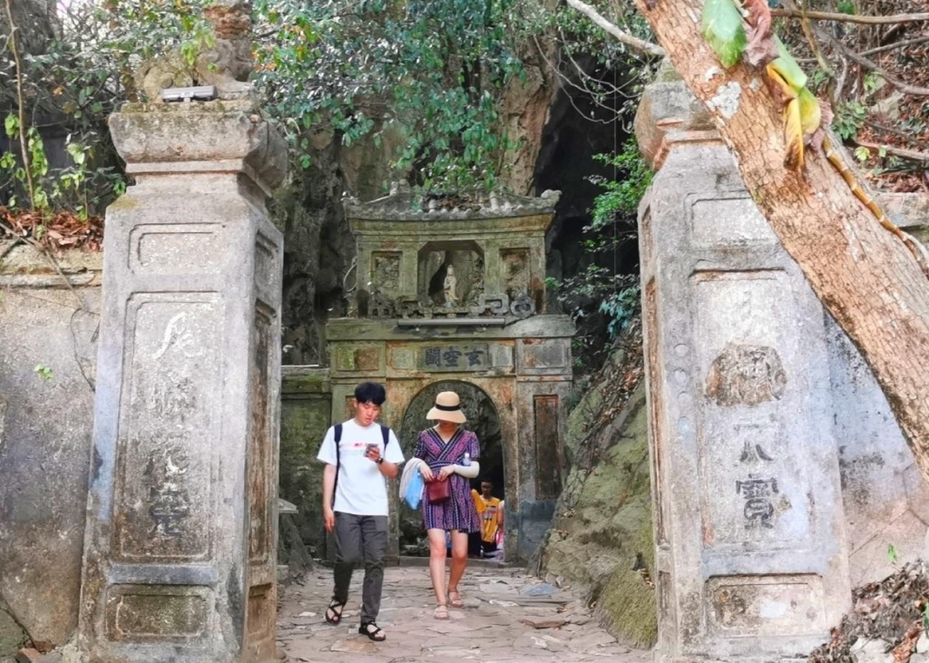 Индивидуальная экскурсия в Дананг из Нячанга
